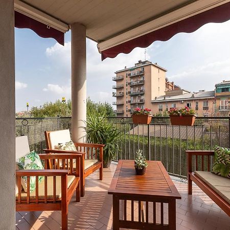 Casty Sweet Home - Parcheggio Privato Gratuito 밀라노 외부 사진